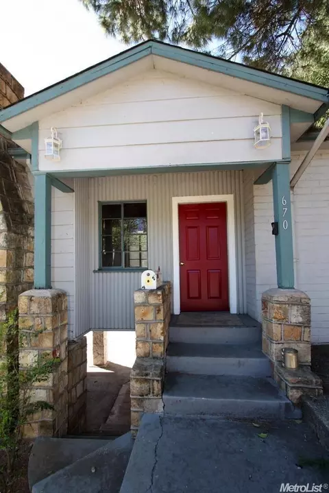 670 Myrtle Ct, Placerville, CA 95667 photo 3