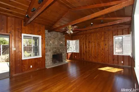 670 Myrtle Ct, Placerville, CA 95667 photo 2
