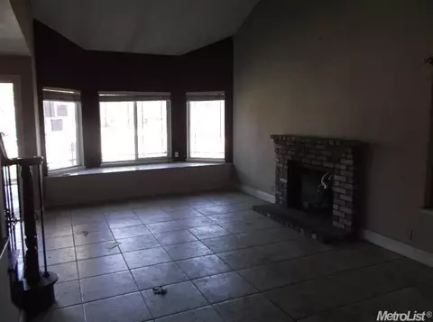 250 E Clover Rd, Tracy, CA 95376 photo 5
