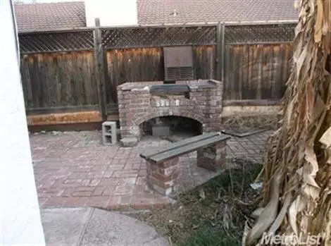 250 E Clover Rd, Tracy, CA 95376 photo 9