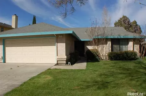 565 Clover Ave, Patterson, CA 95363 photo 5