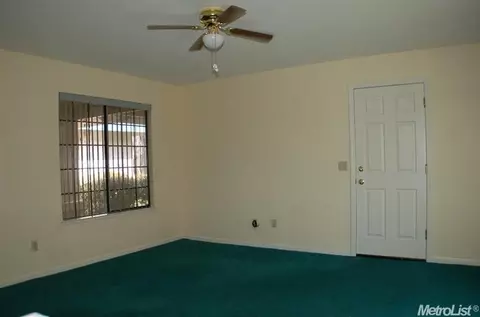 565 Clover Ave, Patterson, CA 95363 photo 8