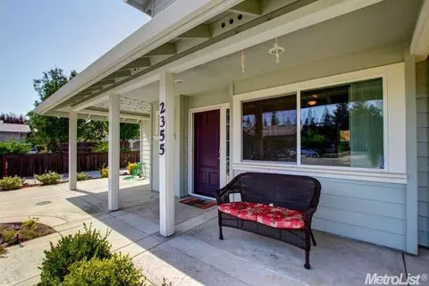 2355 Glacier Pl, Davis, CA 95616 photo 4