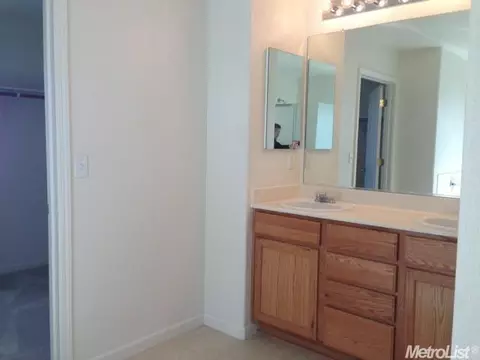 4537 Sundari Ave, Olivehurst, CA 95961 photo 13