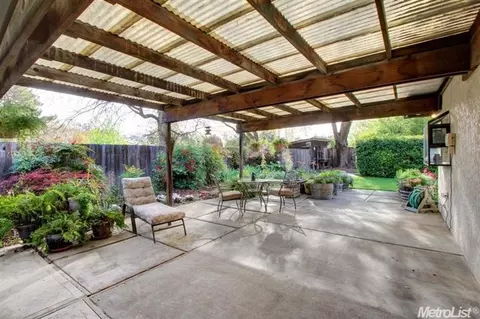 5024 Swingle Dr, Davis, CA 95618 photo 4