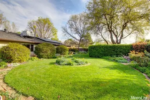 5024 Swingle Dr, Davis, CA 95618 photo 2