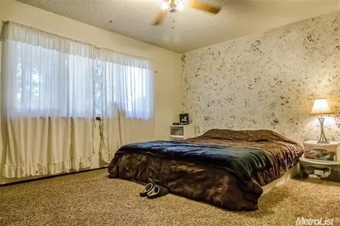 1433 Rose Ave, Modesto, CA 95355 photo 9