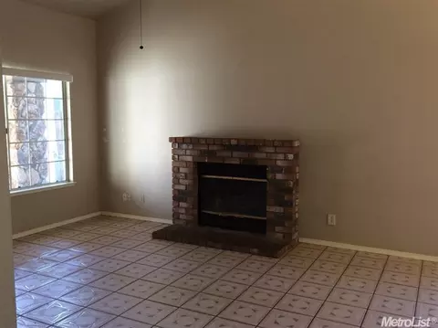 1309 Conrad Way, Modesto, CA 95358 photo 4