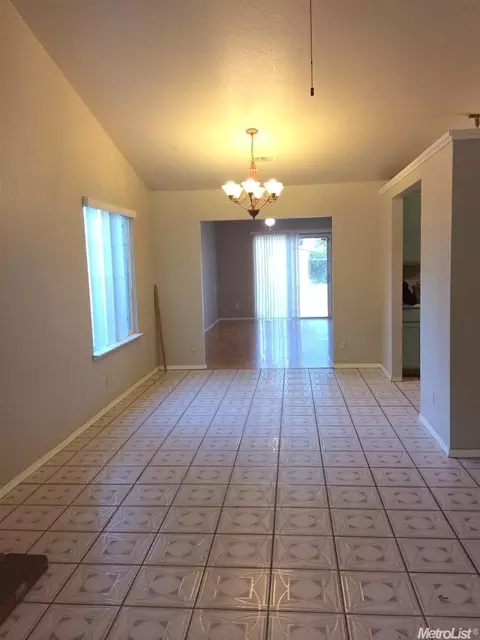 1309 Conrad Way, Modesto, CA 95358 photo 6