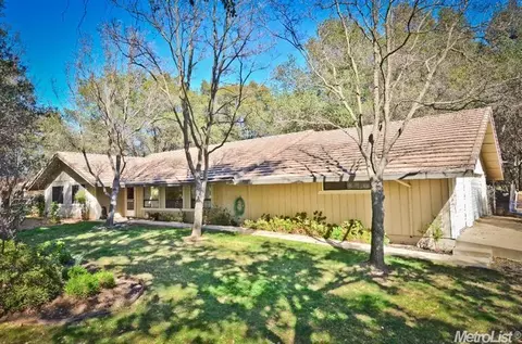 3255 Humphrey Rd, Loomis, CA 95650 photo 2
