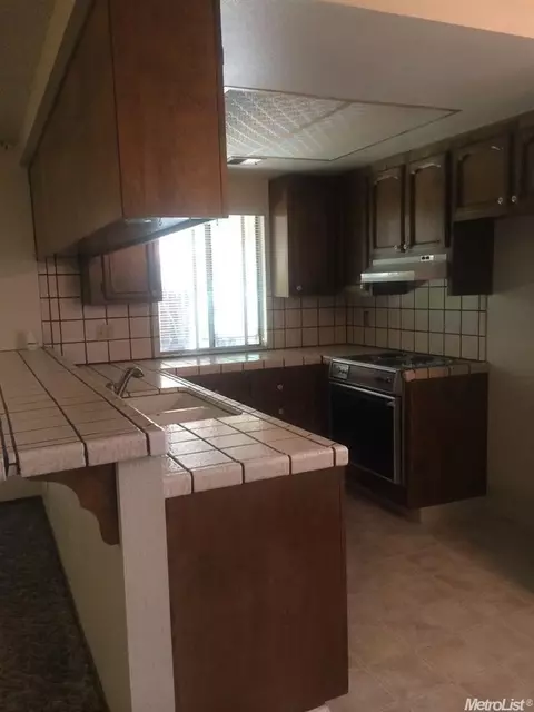1432 Silverado Dr, Modesto, CA 95356 photo 11