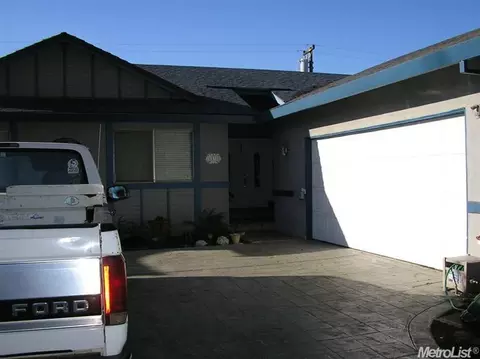 1534 Olson, Gustine, CA 95322 photo 2