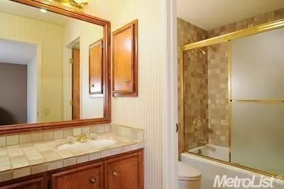 23 Quail Point Pl, Carmichael, CA 95608 photo 9