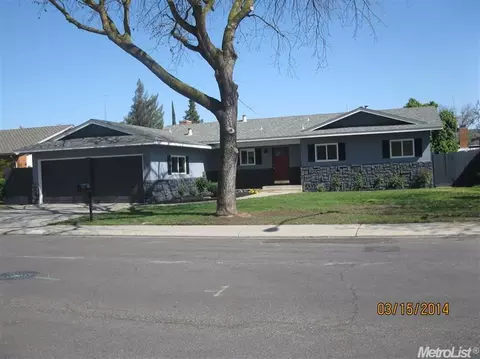 1328 Greenbrier Ln, Modesto, CA 95355 photo 1