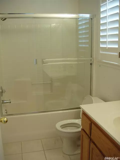 209 Rector Ln, Modesto, CA 95357 photo 14