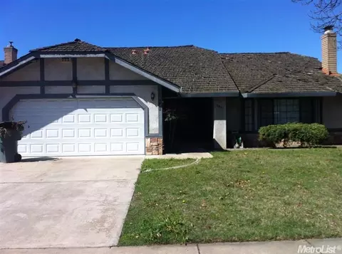 3841 Semallon Dr, Modesto, CA 95356 photo 1