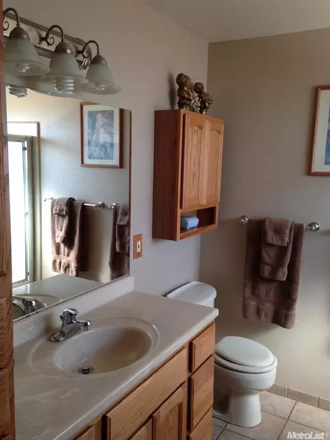 1206 Windsor Pl, Manteca, CA 95336 photo 6