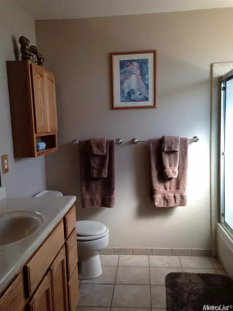 1206 Windsor Pl, Manteca, CA 95336 photo 5