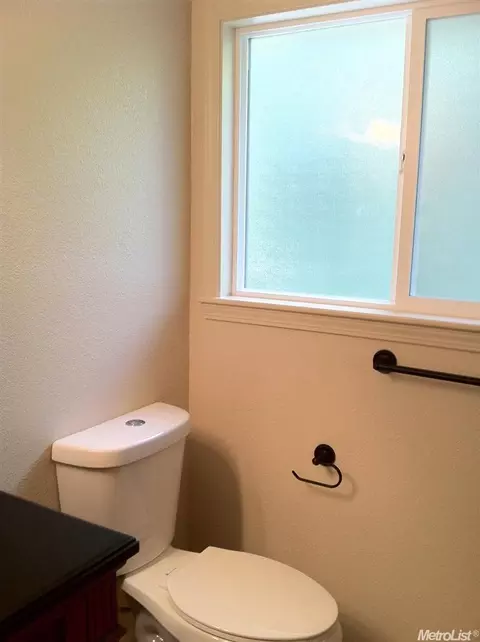 427 Sutton Pl, Auburn, CA 95603 photo 17