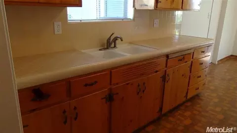 325 Roosevelt Ave, Manteca, CA 95336 photo 7