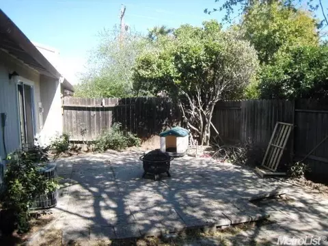 2598 Pinnacles Dr, Rocklin, CA 95677 photo 2