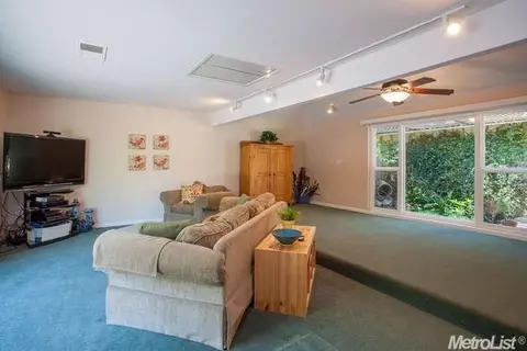1228 Eureka Ave, Davis, CA 95616 photo 11