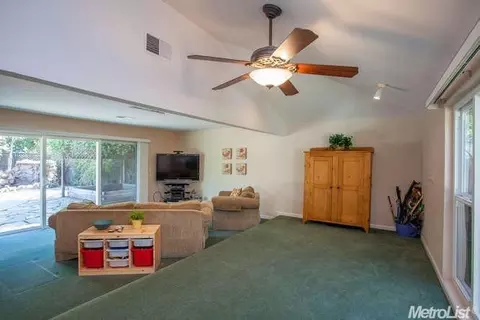 1228 Eureka Ave, Davis, CA 95616 photo 10