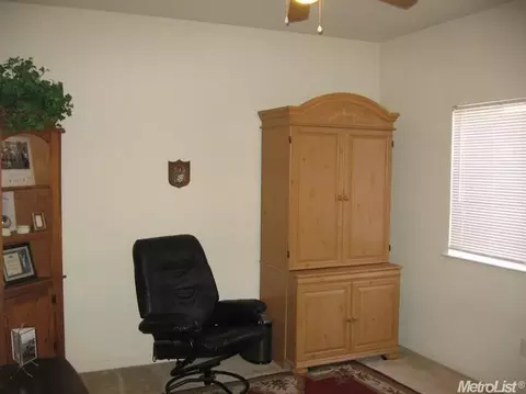 828 Eucalyptus Ct, Lodi, CA 95242 photo 12