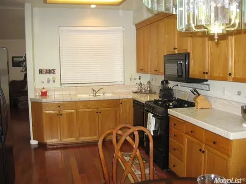 828 Eucalyptus Ct, Lodi, CA 95242 photo 8