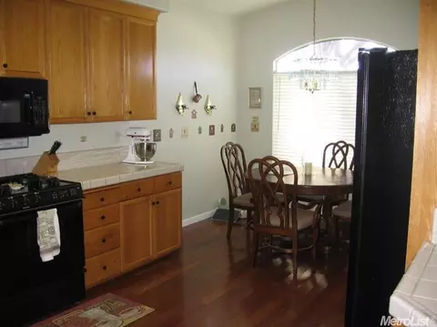 828 Eucalyptus Ct, Lodi, CA 95242 photo 7