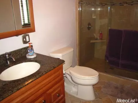 865 Thomsen, Lathrop, CA 95330 photo 7
