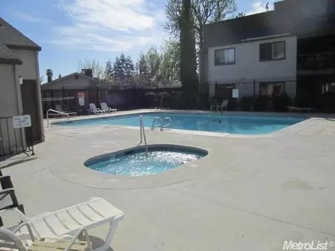 2900 Andre Ln #155, Turlock, CA 95382 photo 12