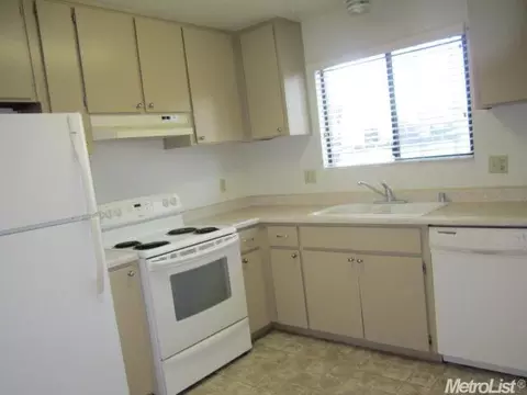 2900 Andre Ln #155, Turlock, CA 95382 photo 7