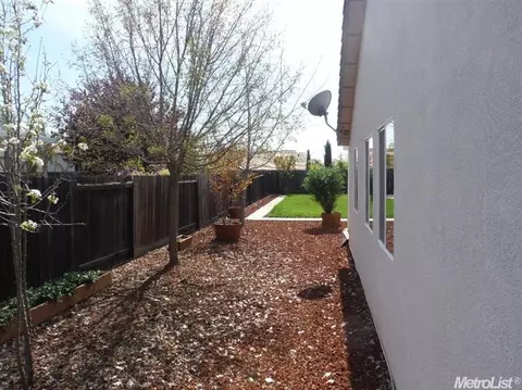 10989 Wethersfield Dr, Mather, CA 95655 photo 23