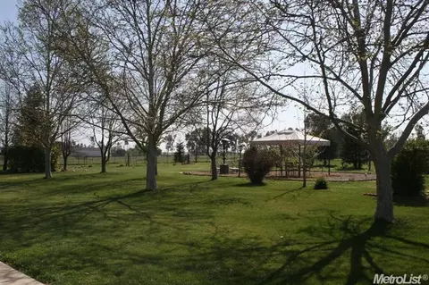 12290 Welch Rd, Wilton, CA 95693 photo 5