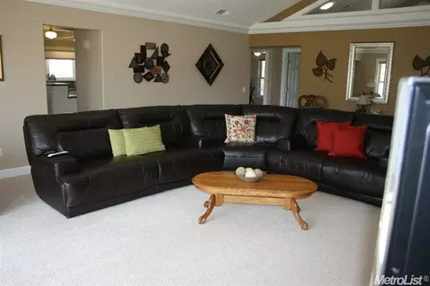 12290 Welch Rd, Wilton, CA 95693 photo 6
