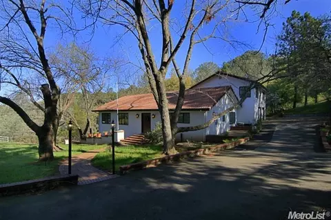 2551 Coefield Rd, Auburn, CA 95603 photo 2