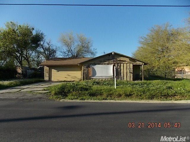 1877 6th Ave, Olivehurst, CA 95961 photo 1