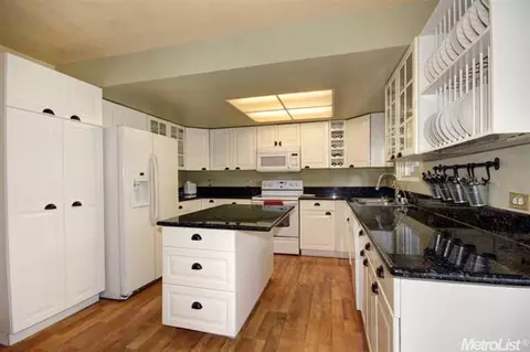 900 Arnold St, Davis, CA 95618 photo 7