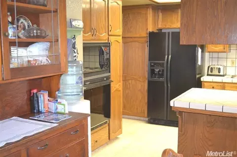 1655 Stanley Dr, Ripon, CA 95366 photo 4
