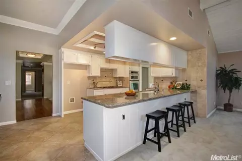 5201 Norcrest Ave, Carmichael, CA 95608 photo 8