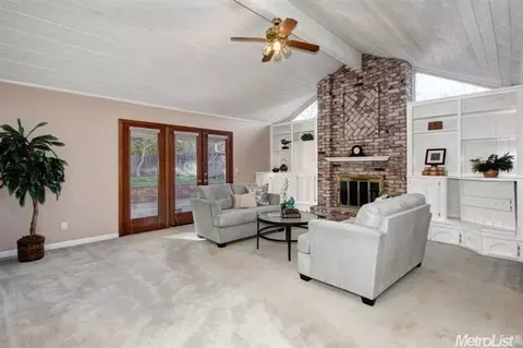 5201 Norcrest Ave, Carmichael, CA 95608 photo 4