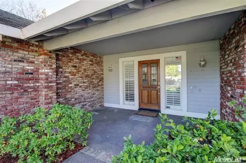 5201 Norcrest Ave, Carmichael, CA 95608 photo 3