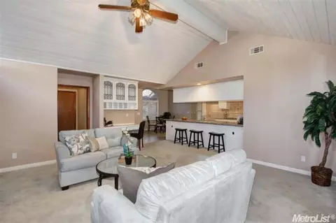5201 Norcrest Ave, Carmichael, CA 95608 photo 6