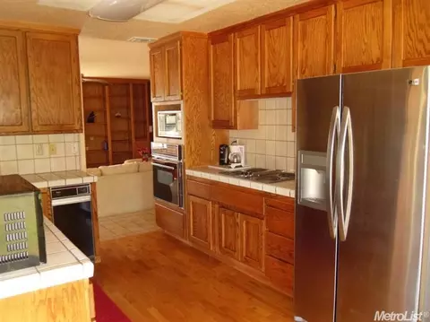 3970 Lakeview Dr, Placerville, CA 95667 photo 5