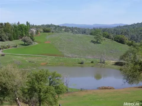 3970 Lakeview Dr, Placerville, CA 95667 photo 2