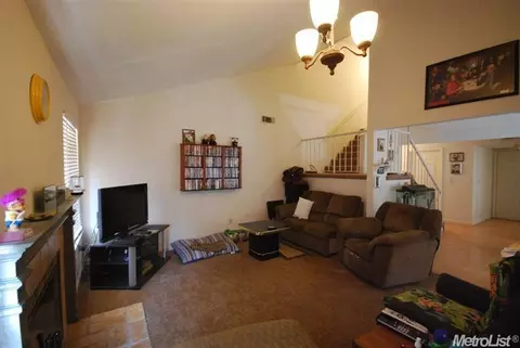 829 Champagne Ln, Modesto, CA 95351 photo 14