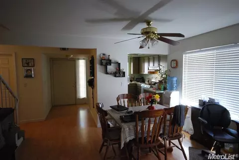 829 Champagne Ln, Modesto, CA 95351 photo 17
