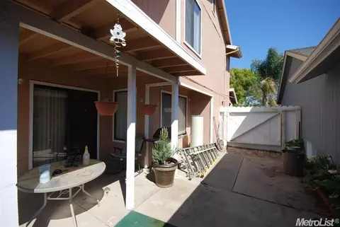 829 Champagne Ln, Modesto, CA 95351 photo 23