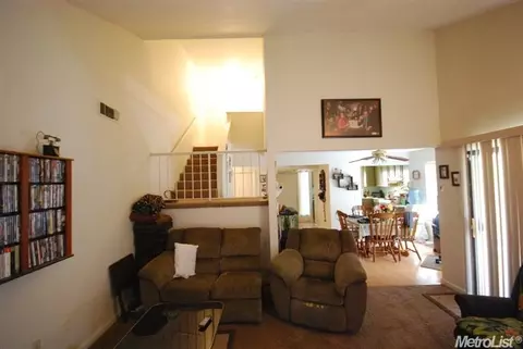 829 Champagne Ln, Modesto, CA 95351 photo 15